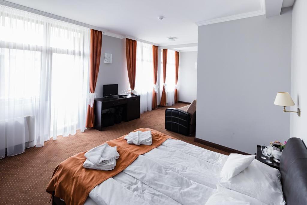 Hotel Opal Zalău מראה חיצוני תמונה
